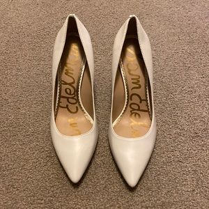 Sam Edelman Hazel White Pumps
